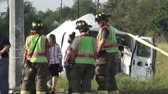 cbsn-fusion-van-carrying-migrants-crashes-killing-at-least-10-people-in-texas-thumbnail-766681-640x360.jpg 