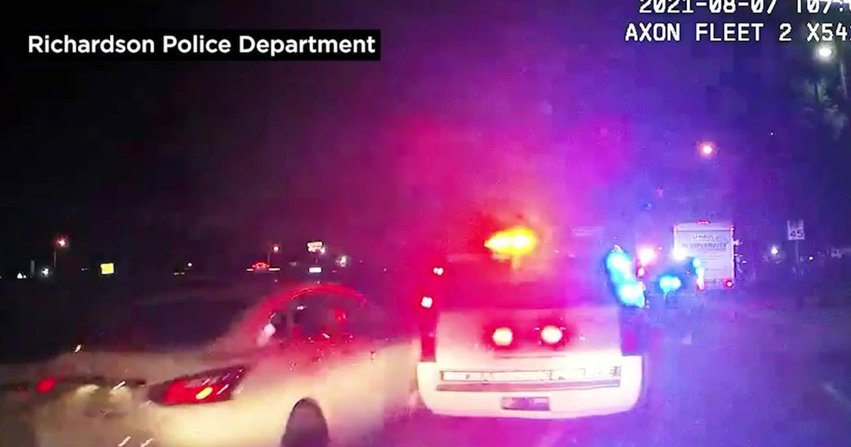 Suspected Drunk Driver Hits Richardson Police SUV - CBS Texas