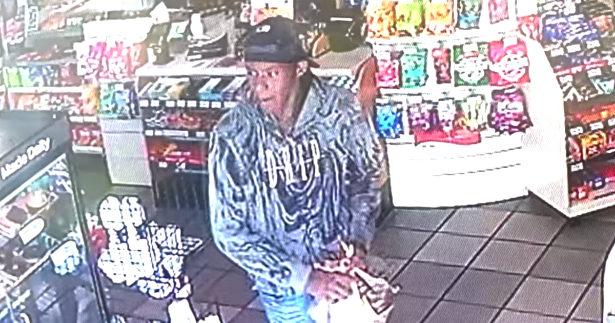 Fort Worth Robbery Suspect Threatens To Stab 7-Eleven Clerk Who Carded ...