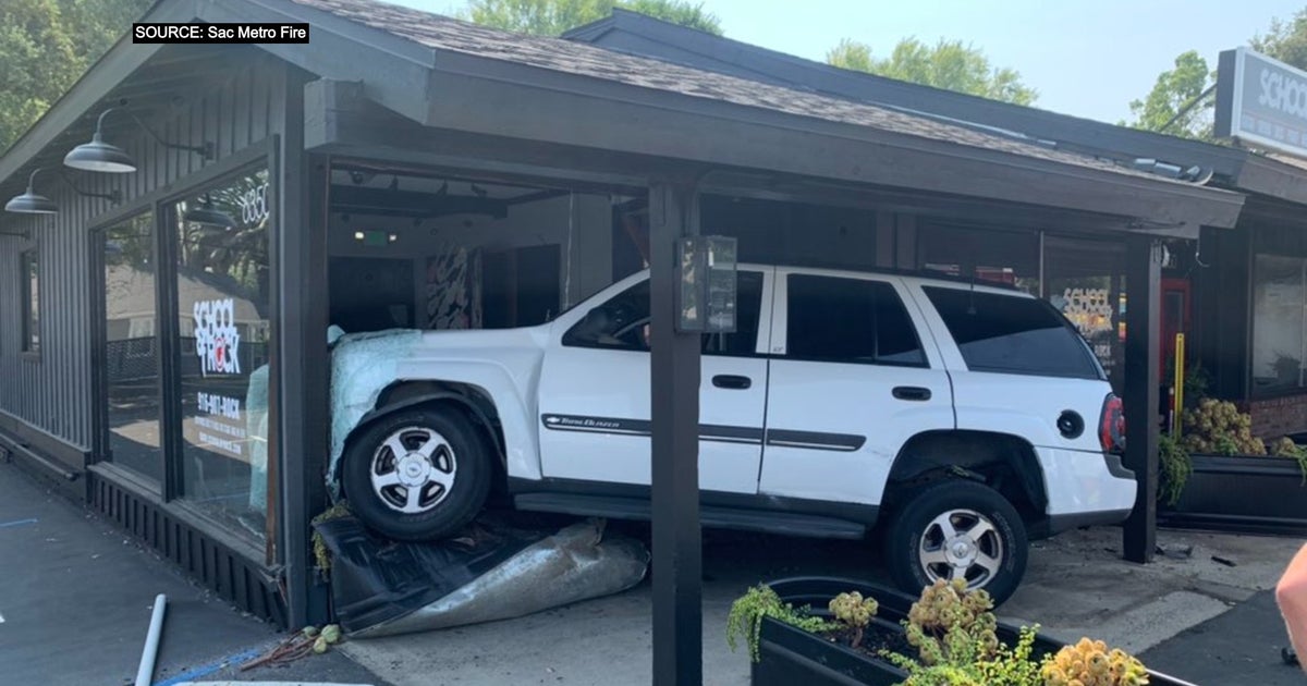 SUV Crashes Into School Of Rock Building In Carmichael CBS Sacramento