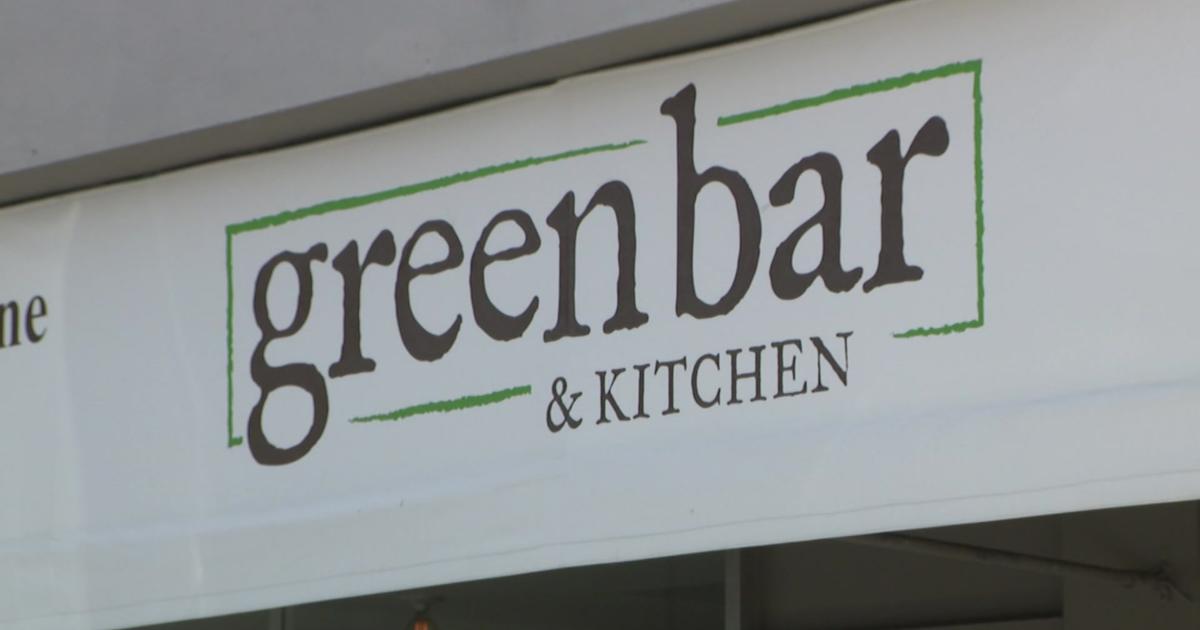 green bar and kitchen hours