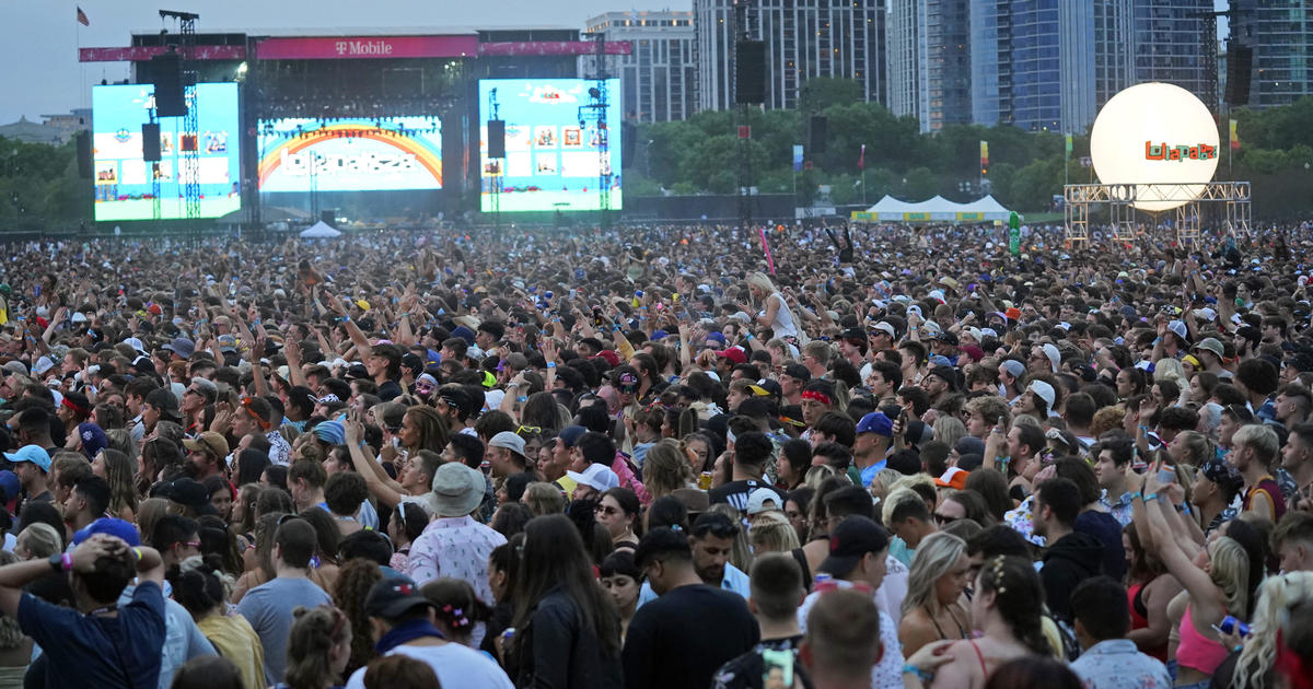Unvaccinated People Who Went To Lolla Should Get Tested For COVID