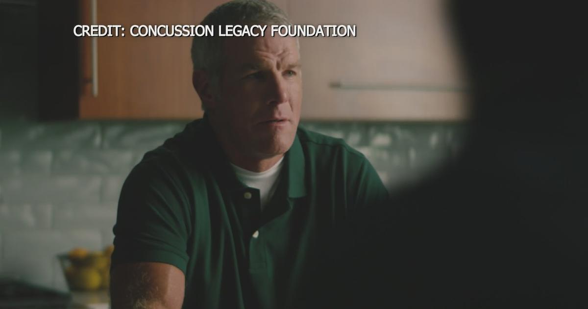 Brett Favre PSA urges no tackle football for kids under 14