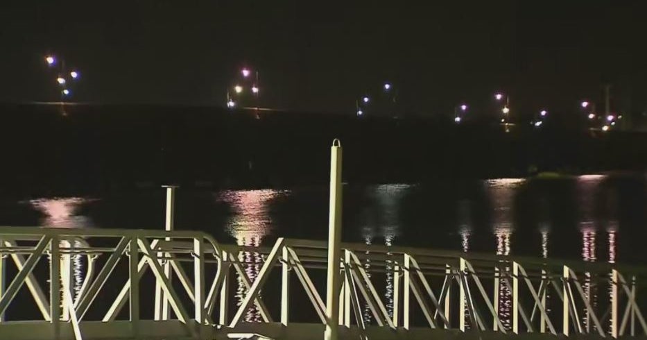 Little Elm Boating Accident Throws 6 Into Water, Leaves At Least 1 Dead