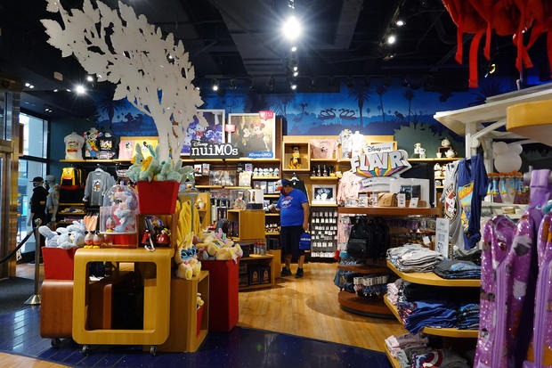 Disney To Close At Least 60 North American Stores 