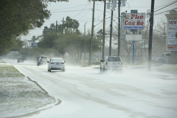 U.S.-TEXAS-HOUSTON-WINTER STORM-POWER OUTAGE