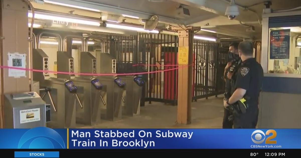 NYPD: Person In Custody After Man Stabbed During Morning Commute On ...