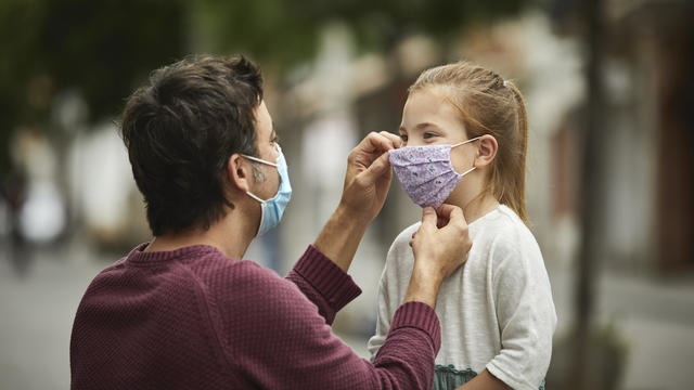 cbsn-fusion-doctor-covid-19-science-behind-wearing-masks-thumbnail-783840-640x360.jpg 