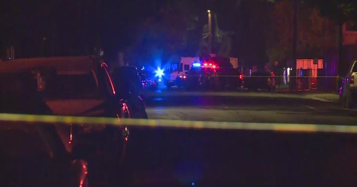 Barricaded Suspect At Tahoe Park Home Who Shot At Police Dies After ...