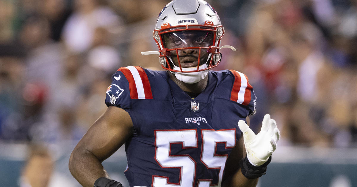 New England Patriots linebacker Josh Uche (55) lines up against