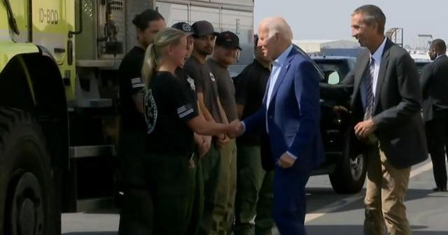 Biden tours the West before California rally for Governor Newsom - CBS News