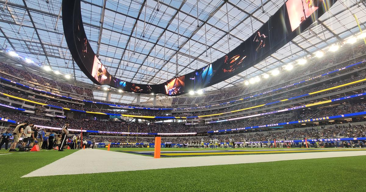 Chicago Bears at Los Angeles Chargers, SoFi Stadium, Inglewood