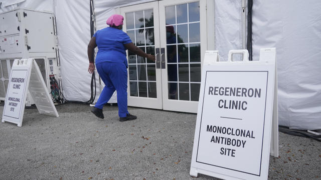 Nurse at a COVID-19 treatment site in Florida 