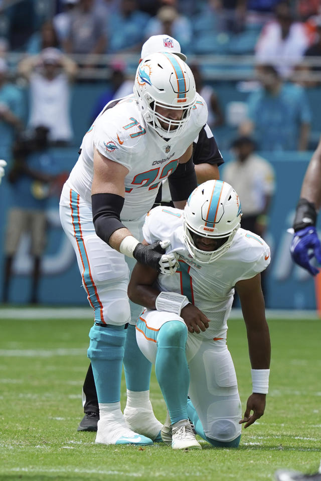 Crucial Catch - Dolphins Jesse Davis game worn Dolphins jersey