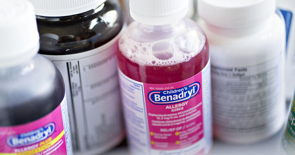 13-year-old Ohio boy dies after attempting the TikTok "Benadryl Challenge," his parents say