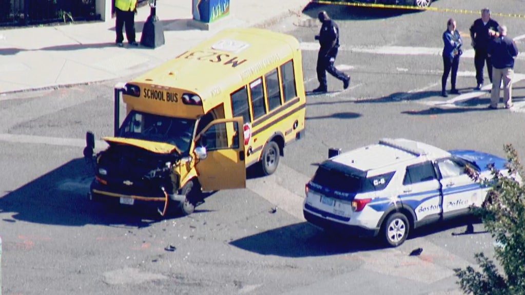 2 Boston Police, 1 Child Officers Hurt After School Bus And Cruiser ...