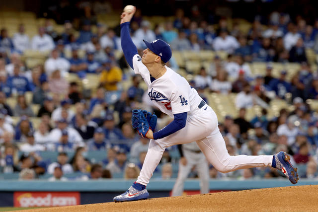 Dodgers beat Giants 7-2, force decisive Game 5 in NLDS