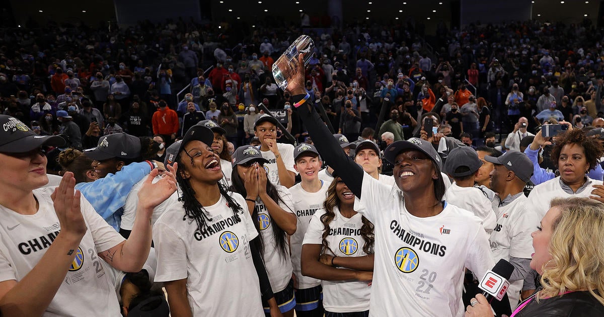 Philadelphia Native Kahleah Copper Named WNBA Finals MVP After Chicago ...