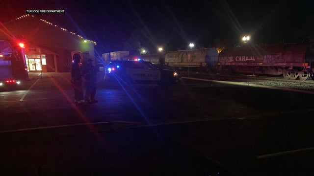 TURLOCK-TRAIN-AX.jpg 