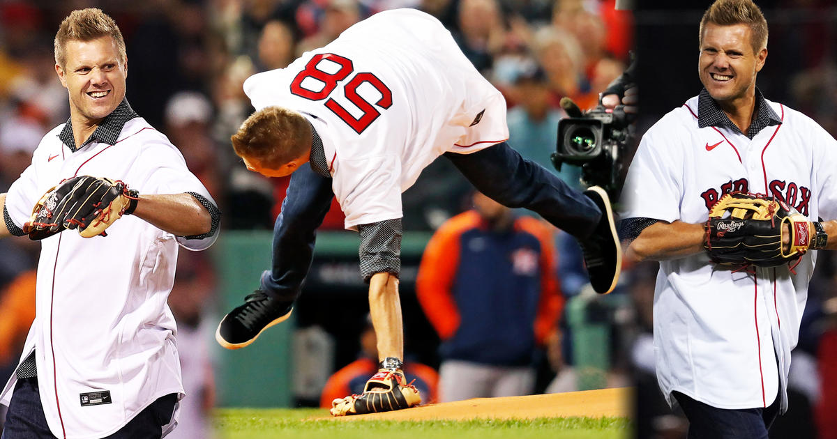 Jonathan Papelbon Fires First Pitch At Full Effort Before ALCS Game 3  Between Red Sox And Astros - CBS Boston