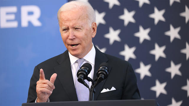 1025-cbsn-biden-822465-640x360.jpg 