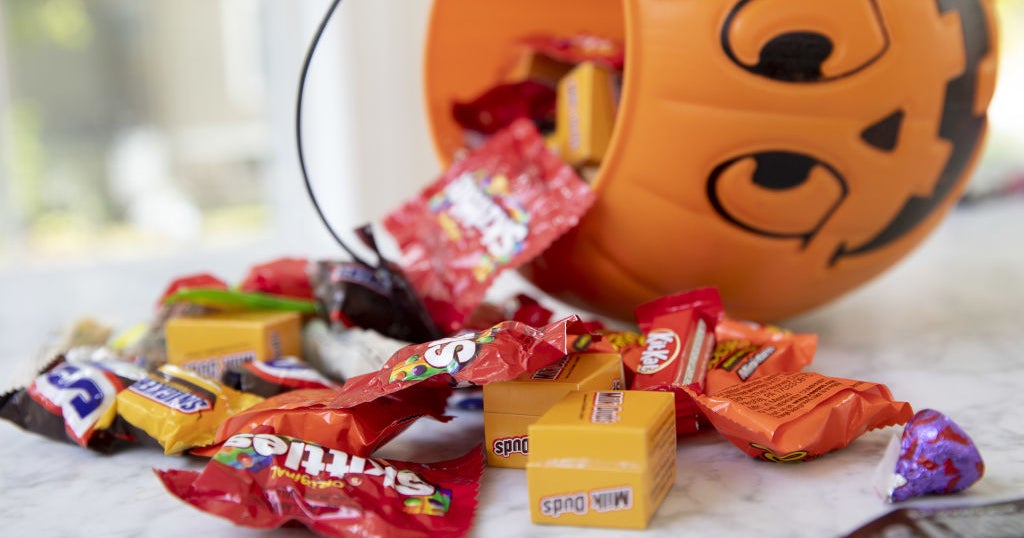 Crujiente de chocolate.  Hershey dice que no podrá satisfacer la demanda de Halloween este año