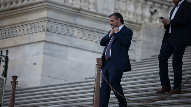 Senators Return To Capitol Hill 