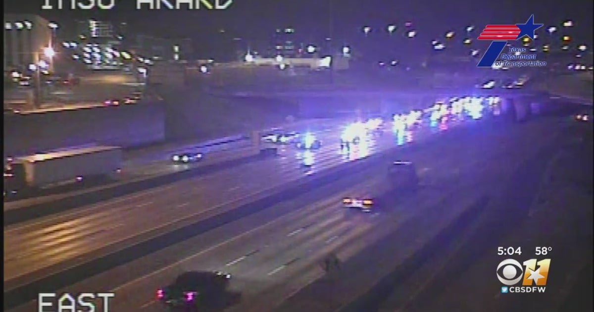 27-Year-Old Motorcycle Driver Dies In Crash On I-30 in Dallas - CBS Texas