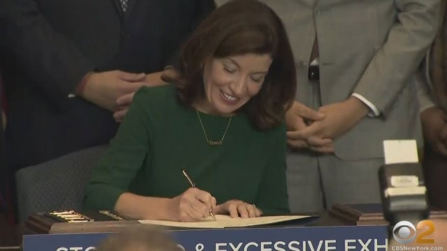hochul.jpg 