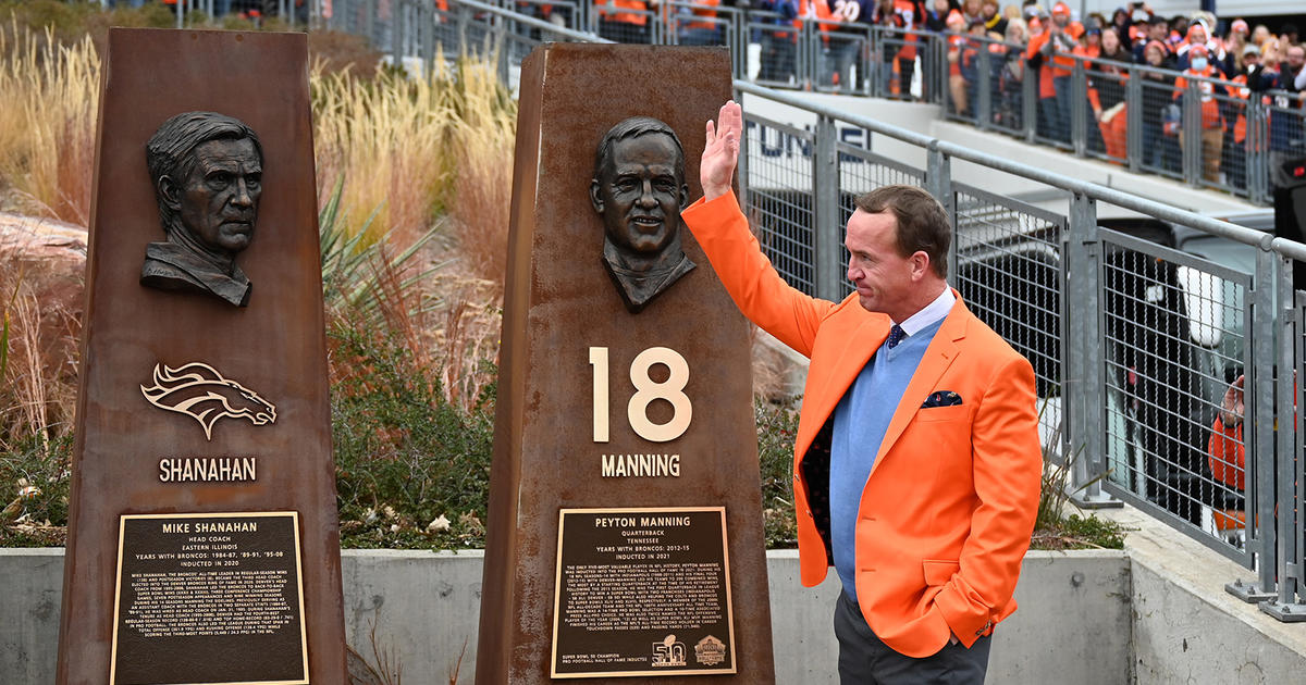 Peyton Manning going into the Denver Broncos Ring of Fame, WJHL