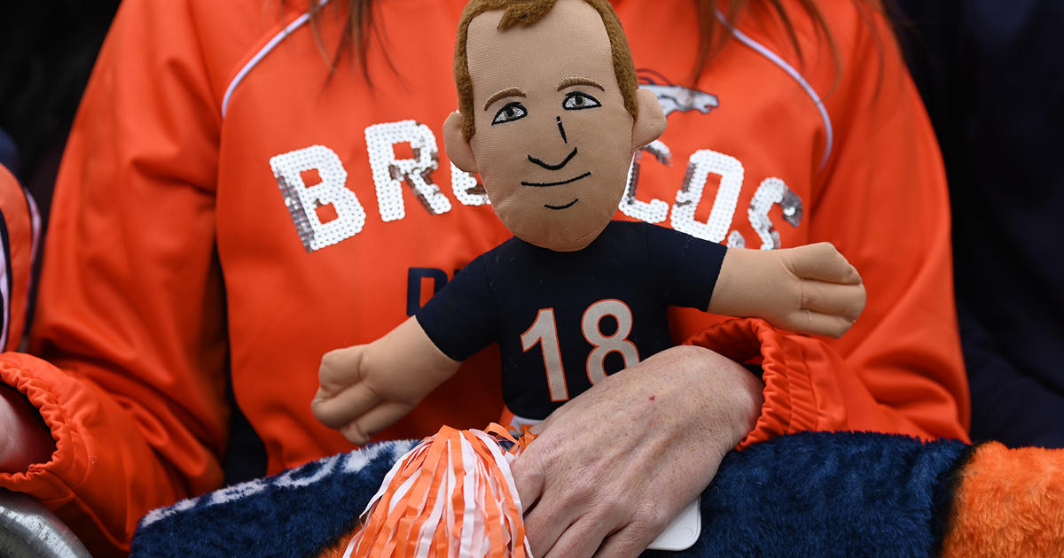 Kickin' It with Kiz: All we want for Christmas is Peyton Manning to rescue  wretched Broncos