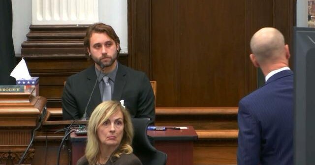 Lone survivor shot by Kyle Rittenhouse testifies - CBS News