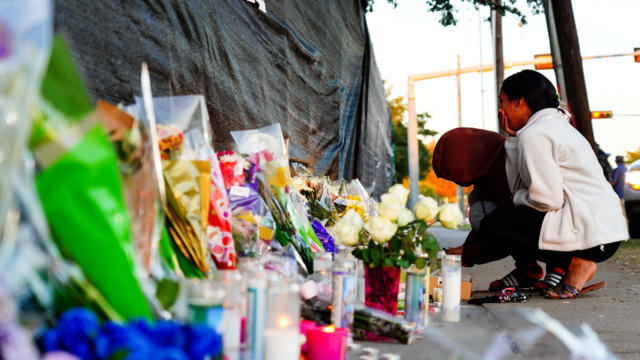 cbsn-fusion-the-fbi-is-helping-authorities-investigate-the-deadly-tragedy-that-unfolded-at-astroworld-music-festival-over-the-weekend-thumbnail-832745-640x360.jpg 