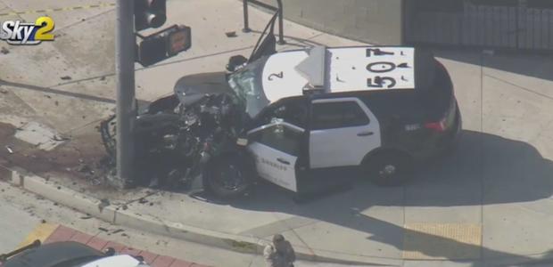 LA Sheriff's Deputy Slams Into Pole In East LA 