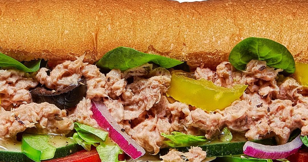 A U.S. judge rules that Subway can be sued over its '100% tuna