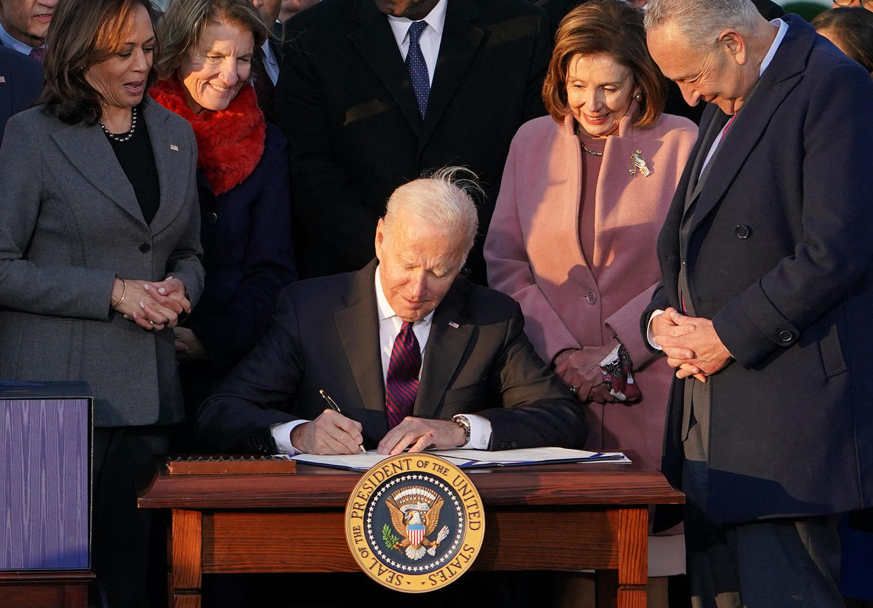 Biden Signs Infrastructure Bill Into Law, Hailing Bipartisan ...