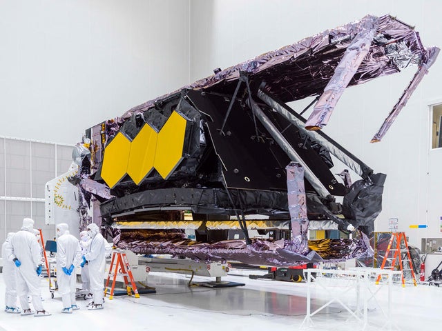 112221-jwst-folded.jpg 