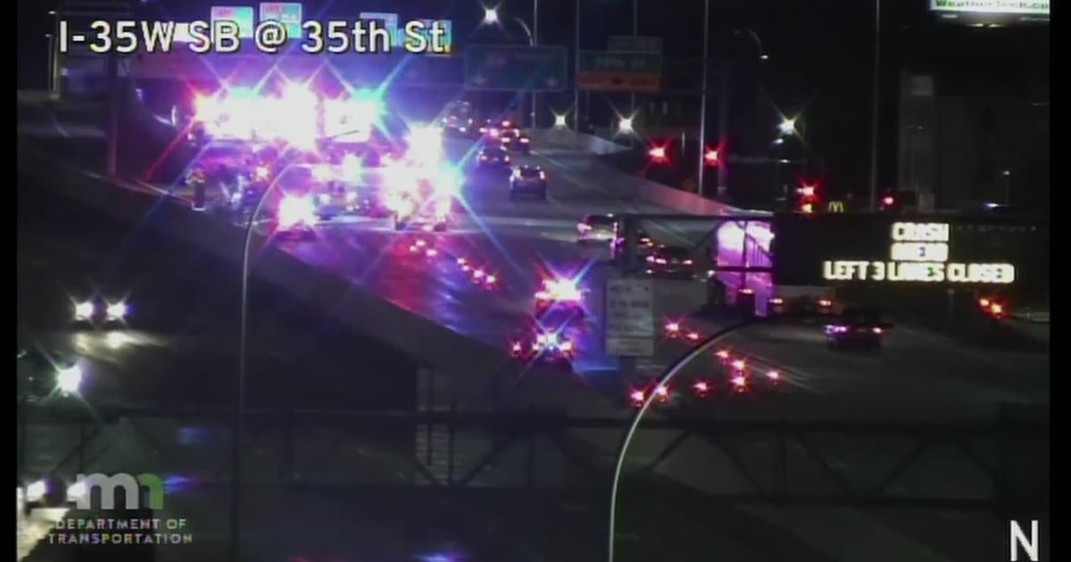 4 Hurt In Wrong-Way Crash On I-35W In Minneapolis - CBS Minnesota