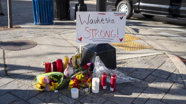 Waukesha Christmas parade returns one year after attack that killed 6