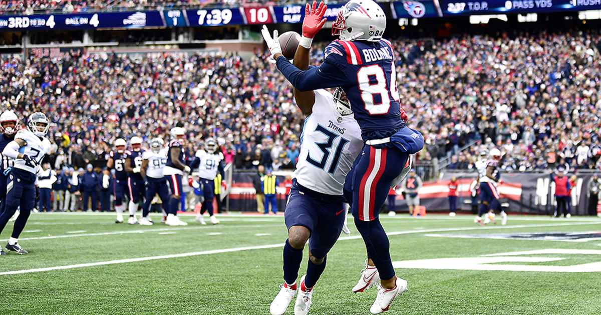 Patriots: Jakobi Meyers sparks offense with big play