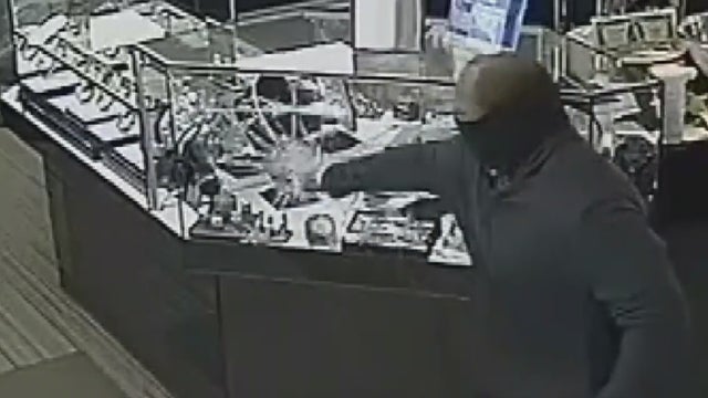 san_jose_small_biz_smash-and-grab_120321.jpg 