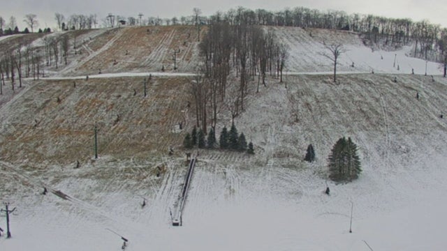 VAIL SNOWBOARDER.transfer_frame_28 