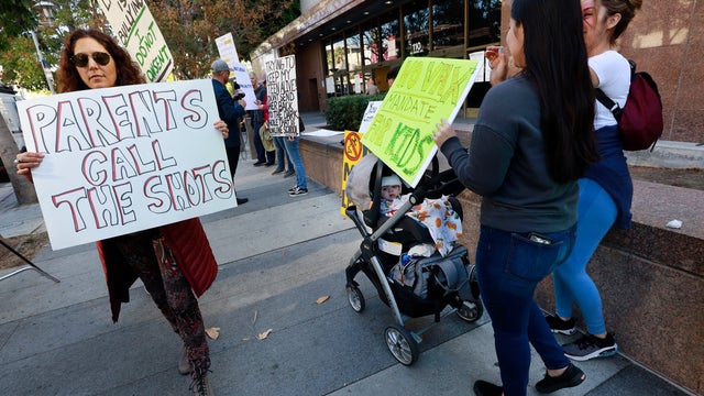 lausd-protest.jpg 