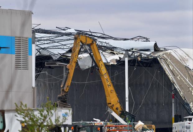 Amazon warehouse hit by tornado 