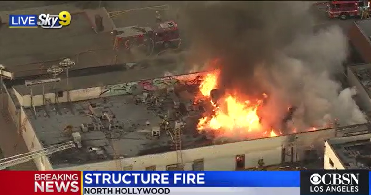 Crews Knockdown Greater Alarm Fire In North Hollywood - CBS Los Angeles