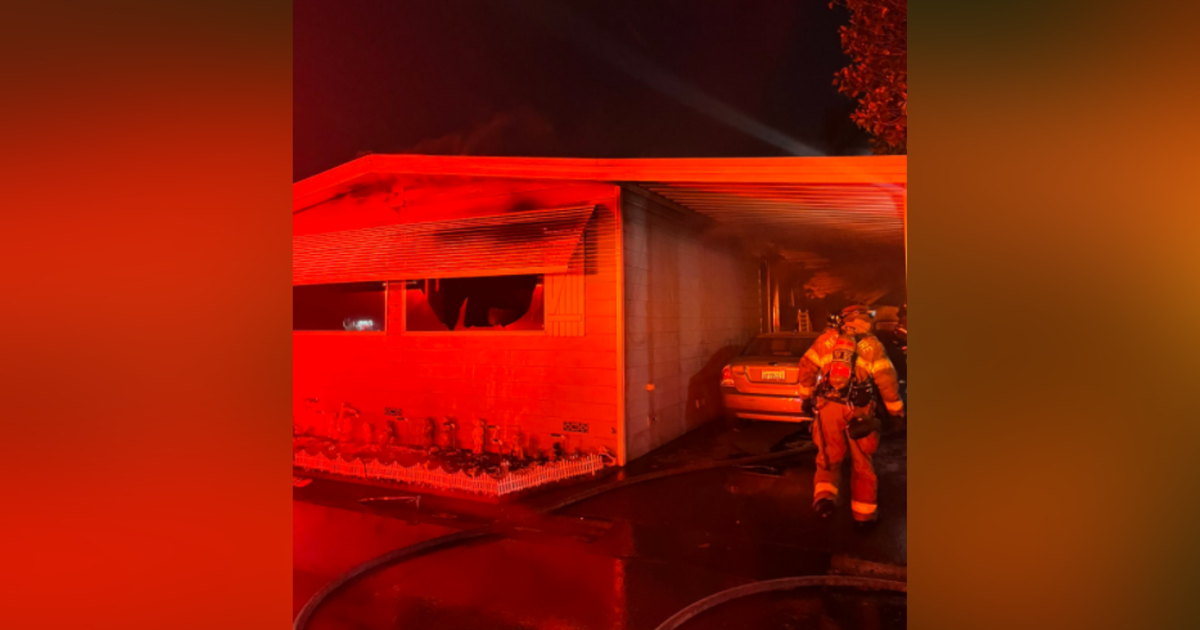 Fire Breaks Out At Mobile Home In Sacramento - CBS Sacramento