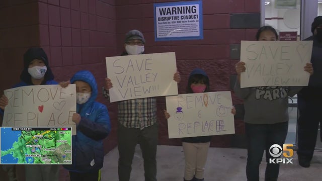 valley_view_elementary_sickout_121521.jpg 
