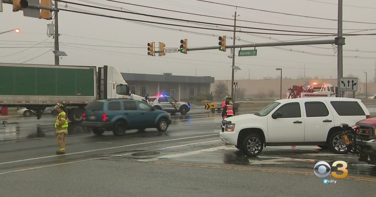 MultiVehicle Crash In Cinnaminson, New Jersey Leaves Man Dead, Police