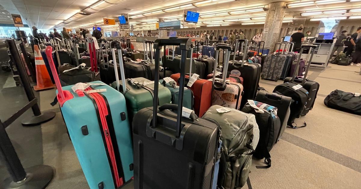 Southwest Passengers In Denver Left Frustrated With Mounds Of Baggage ...