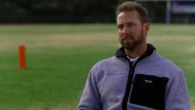 Inside the mind of an NFL kicker - 60 Minutes - CBS News